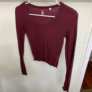 Maroon long sleeve crop top